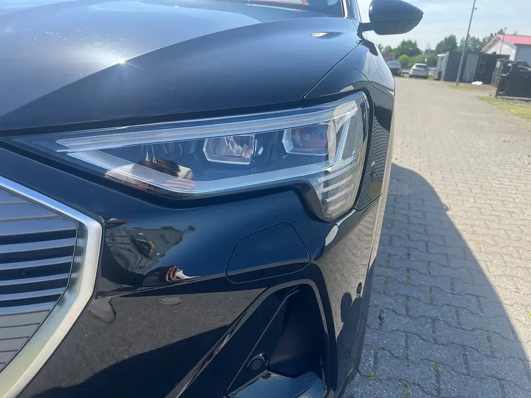 Audi e-tron 50 quattro S line plus - Thumbnail 5