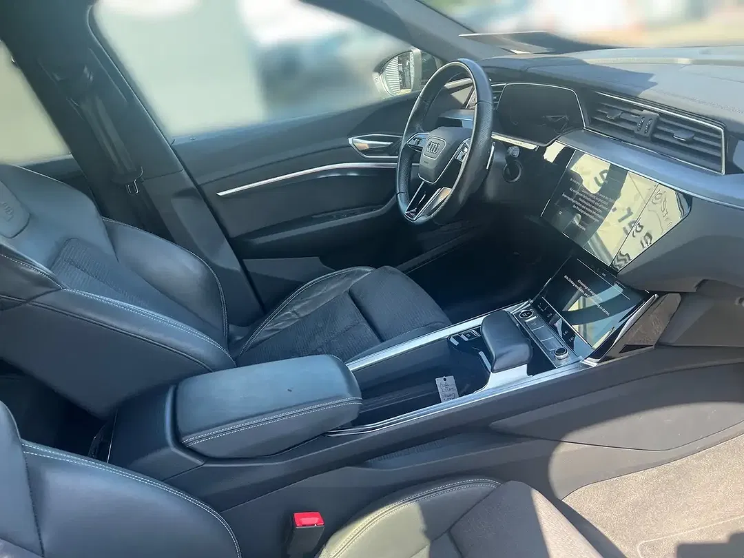 Audi e-tron 50 quattro S line plus - Thumbnail 7