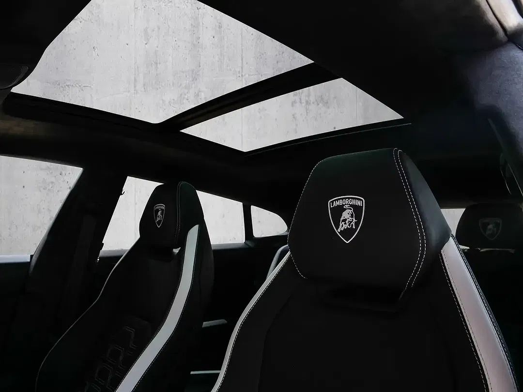 Lamborghini Urus SE - Thumbnail 12
