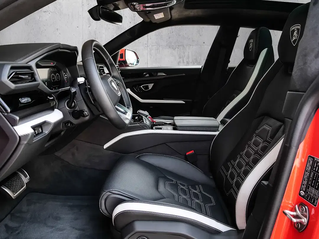 Lamborghini Urus SE - Thumbnail 8