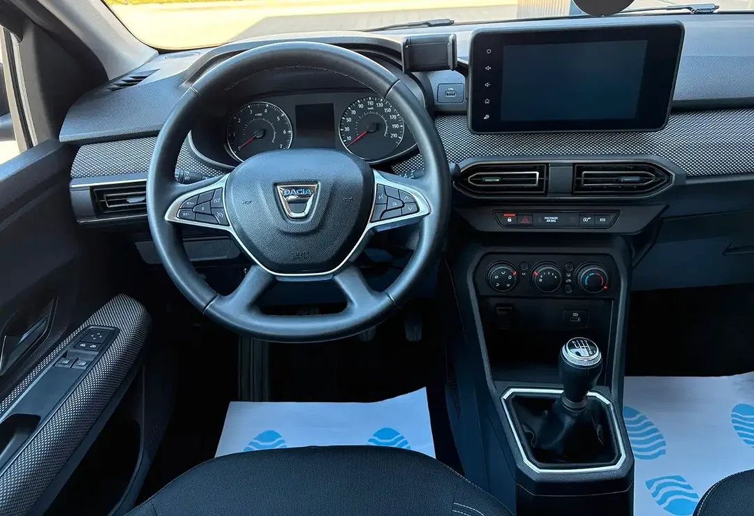 Dacia Sandero - Thumbnail 11