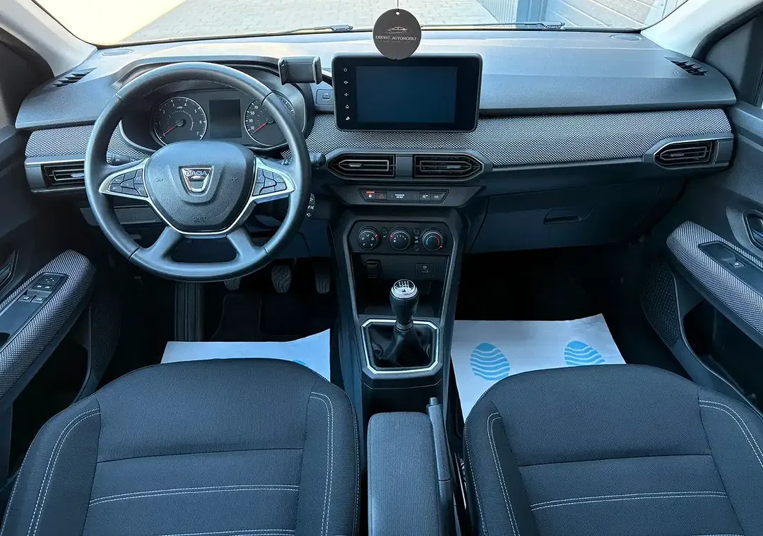 Dacia Sandero - Thumbnail 8