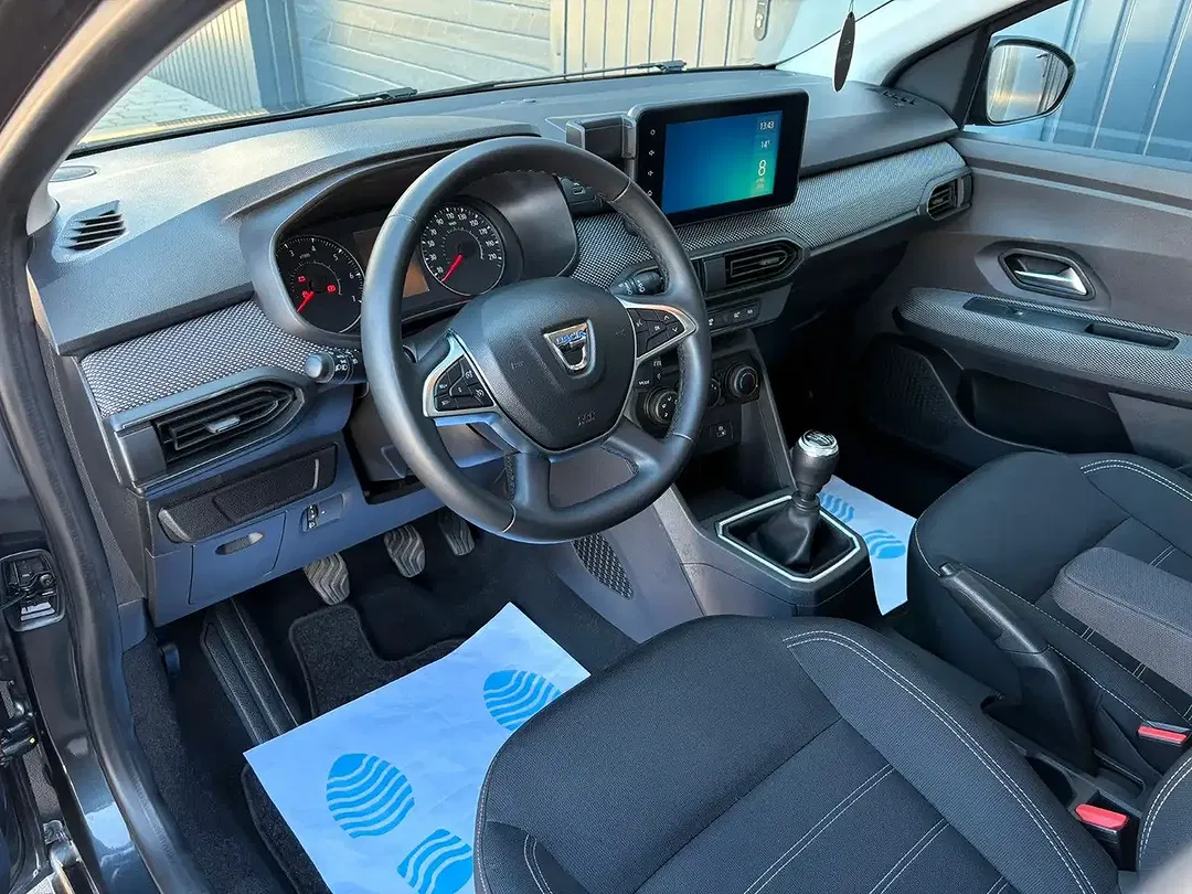 Dacia Sandero - Thumbnail 9