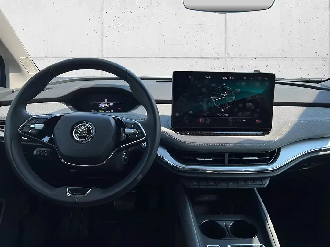 Skoda Enyaq 50 iV Loft - Thumbnail 12