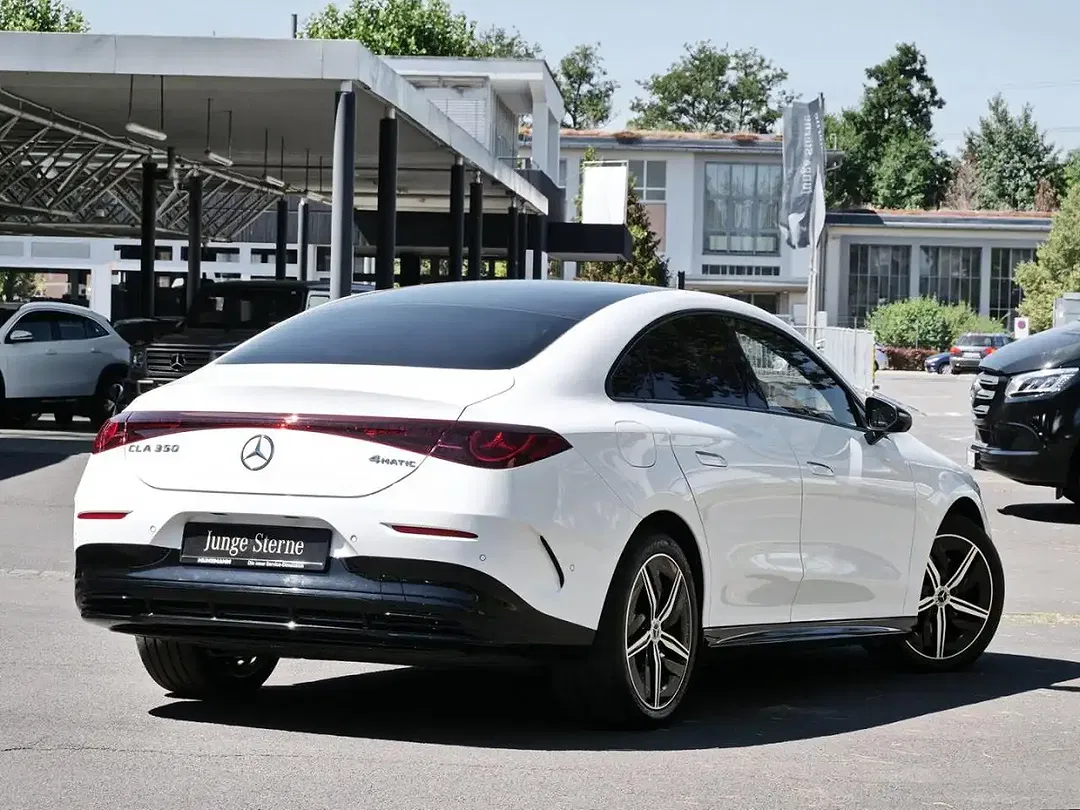 Mercedes-Benz CLA 350 4MATIC AMG Night - Thumbnail 3