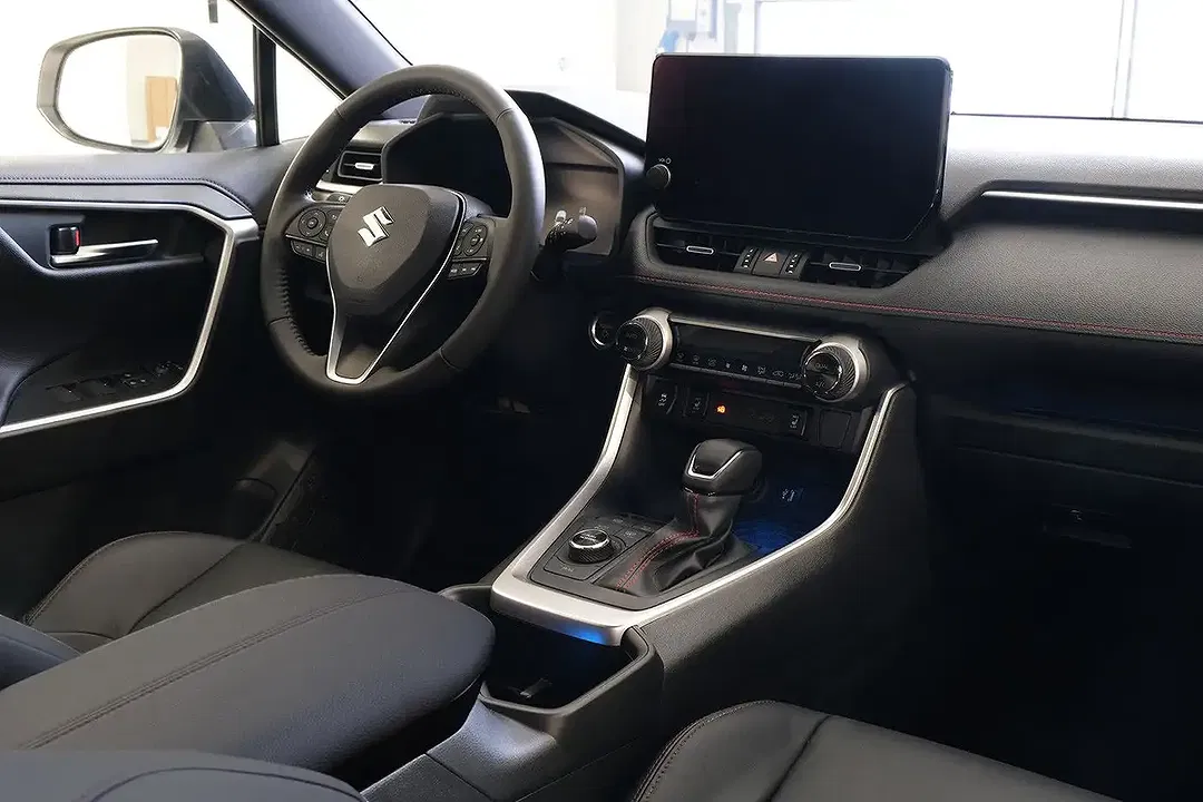 Suzuki Across Hybrid Comfort+ - Thumbnail 12