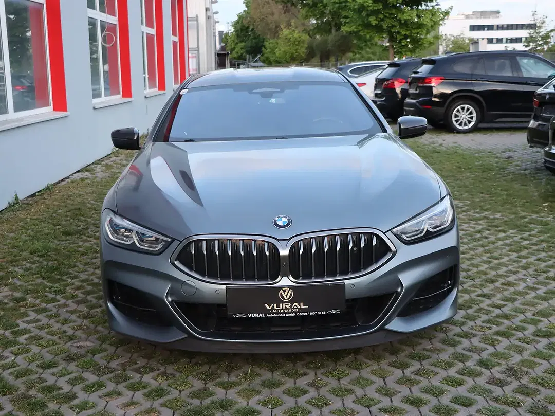 BMW M850 xDrive - Thumbnail 2