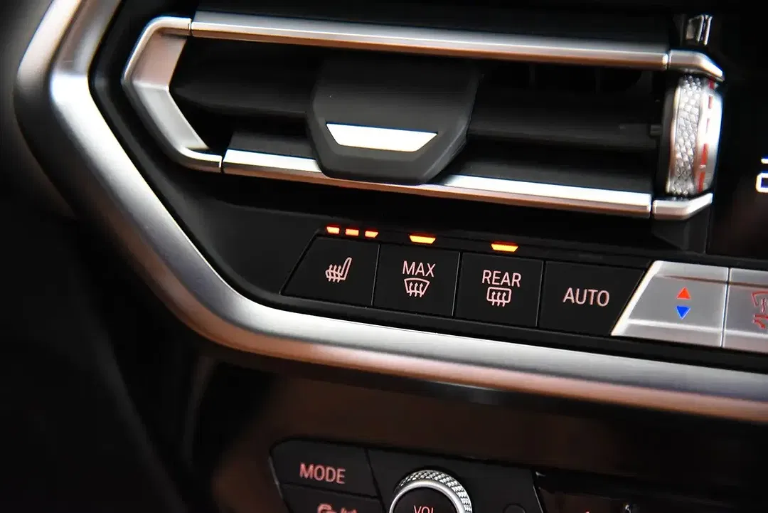 BMW X4 xDrive M Sport - Thumbnail 15