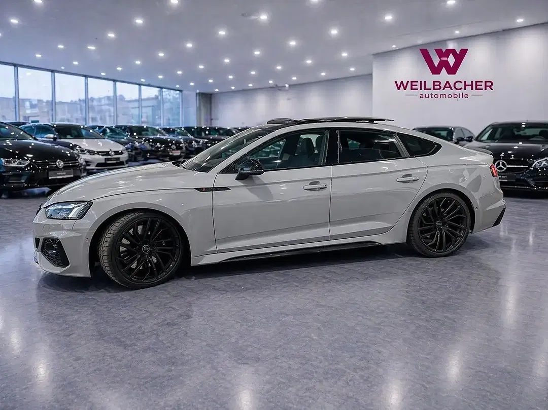 Audi RS5 quattro RS Sportback - foto 2
