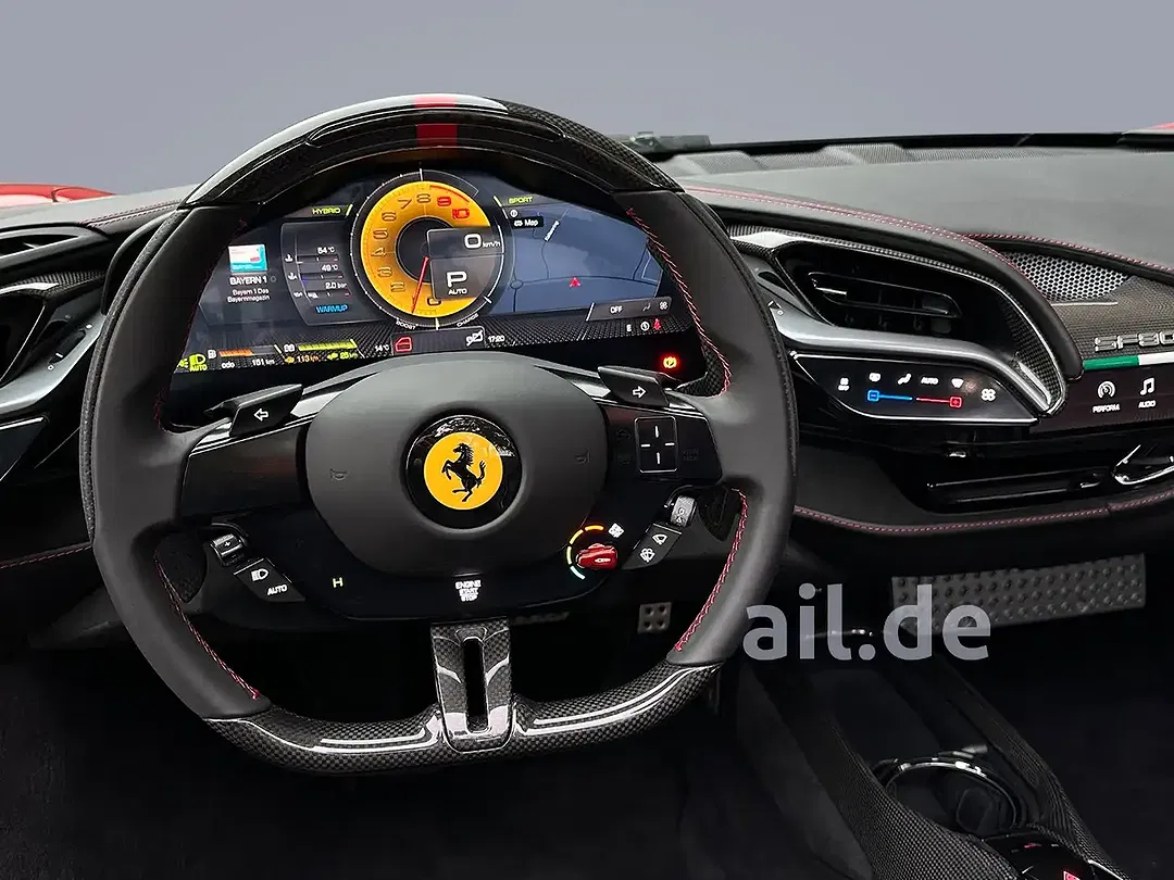 Ferrari SF90 Spider - Thumbnail 13
