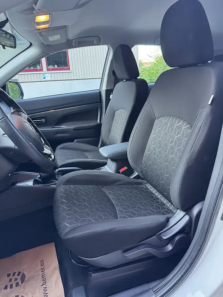 Mitsubishi ASX 2.0 MIVEC Plus - Thumbnail 13