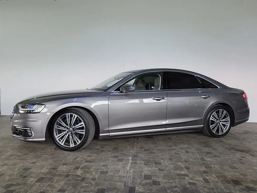 Audi A8 60 TFSI e quattro Matrix LED - foto 2