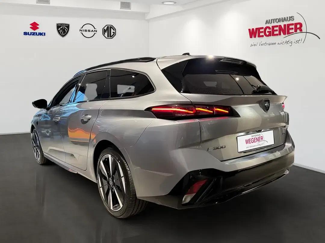 Peugeot 308 156 EV GT SW - Thumbnail 3