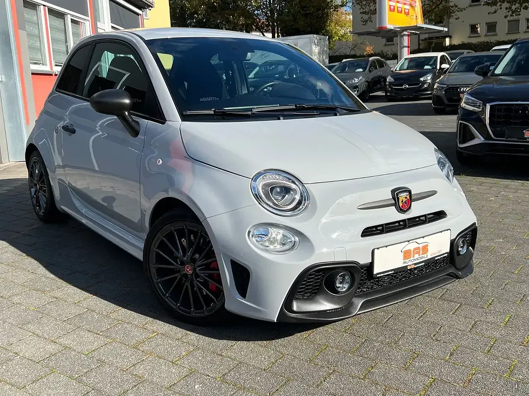 Abarth 695 1.4 T-Jet - Thumbnail 2