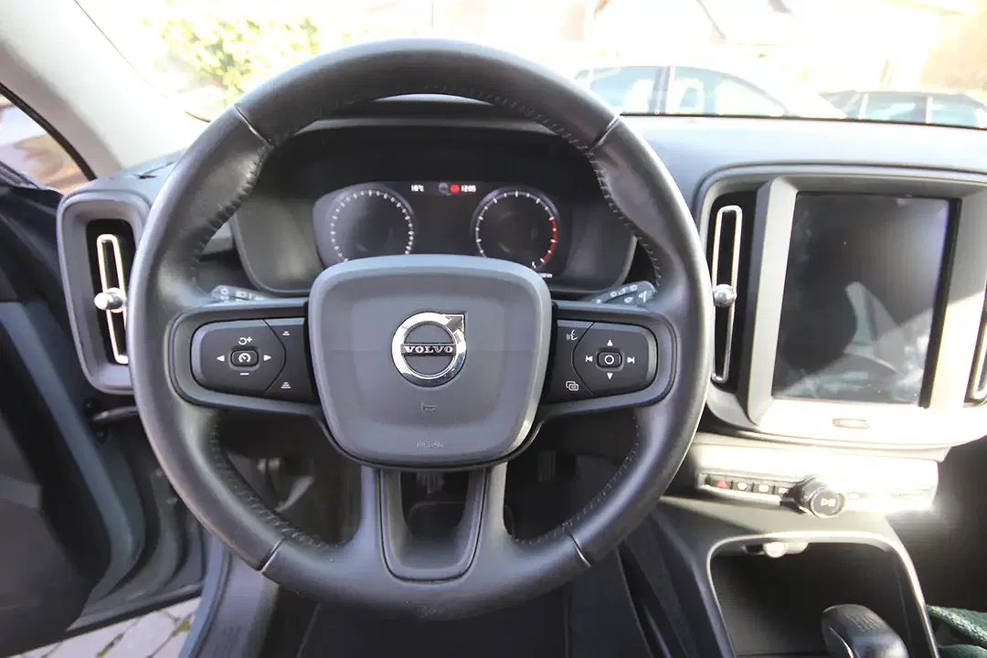 Volvo XC40 T3 1.5 - Thumbnail 11
