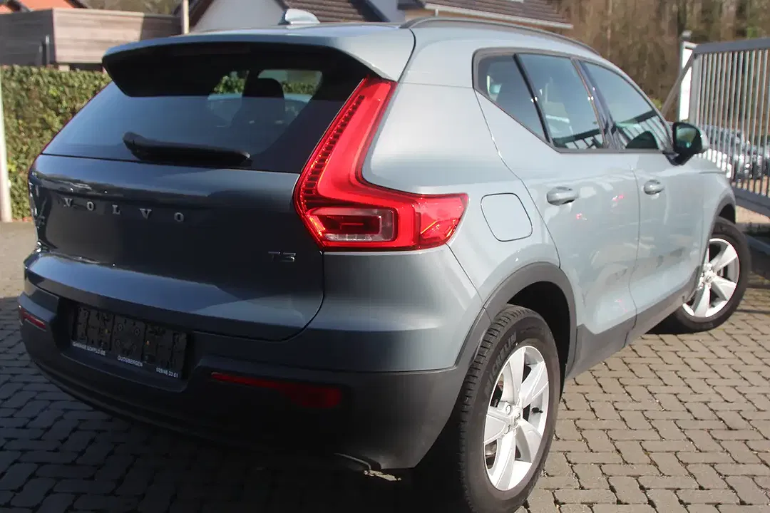 Volvo XC40 T3 1.5 - foto 2