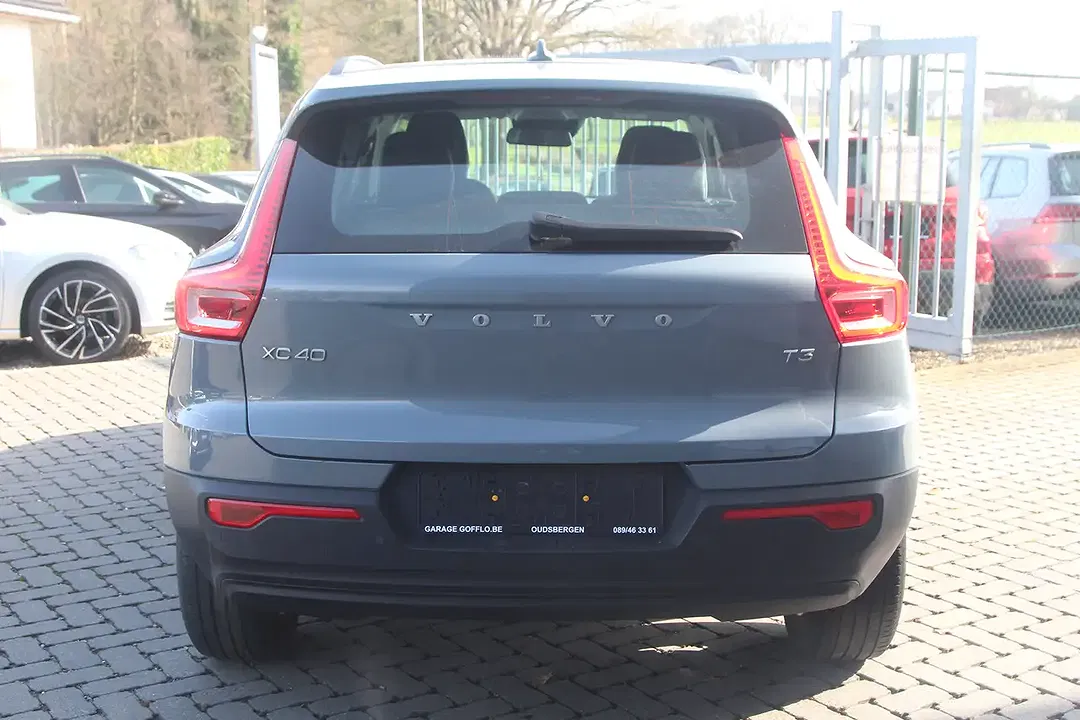 Volvo XC40 T3 1.5 - Thumbnail 5