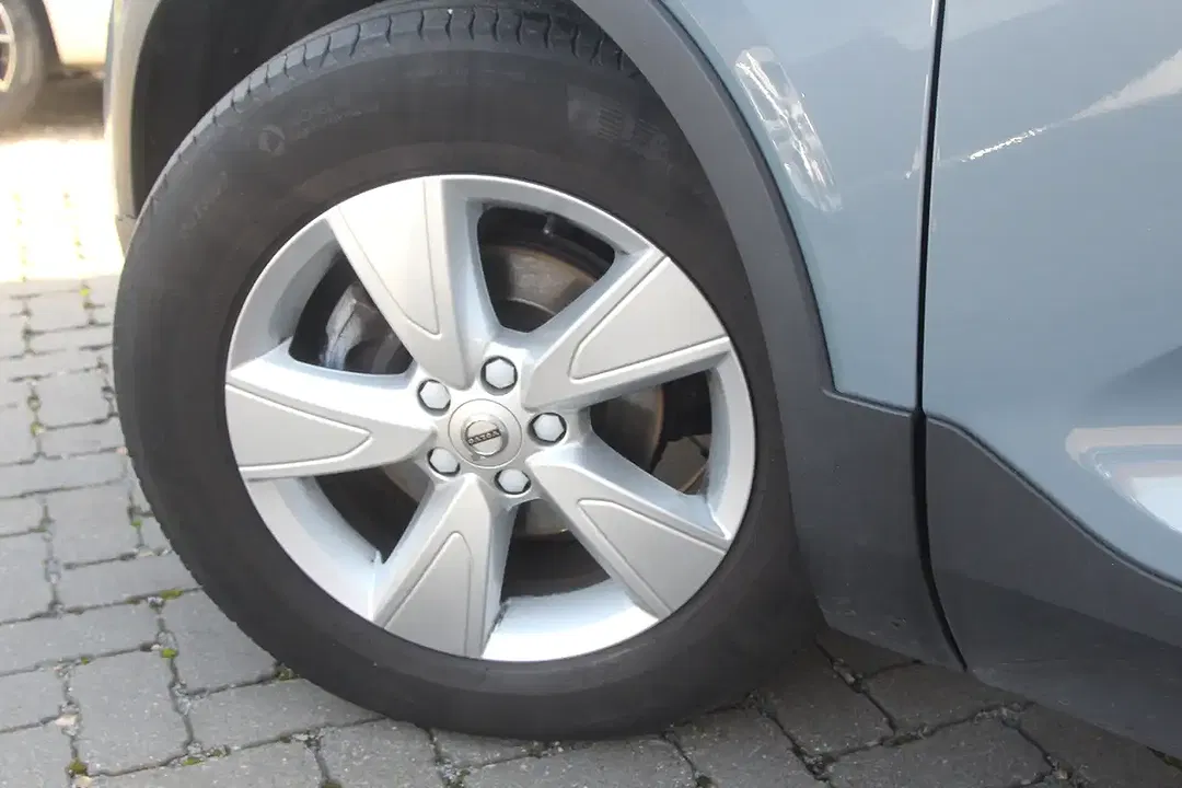 Volvo XC40 T3 1.5 - Thumbnail 8