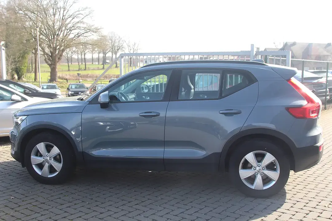 Volvo XC40 T3 1.5 - Thumbnail 9