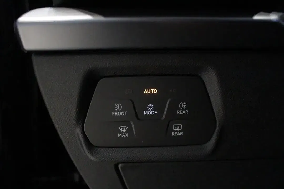 CUPRA Leon TSI DSG DCC VZ2 - Thumbnail 10
