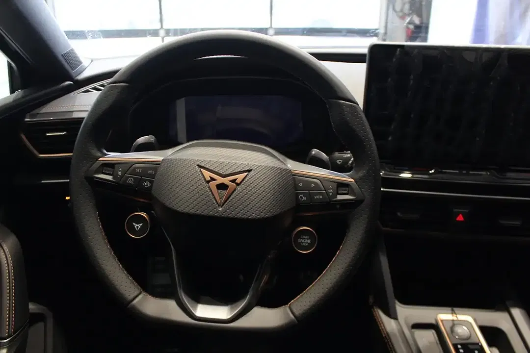 CUPRA Leon TSI DSG DCC VZ2 - Thumbnail 6