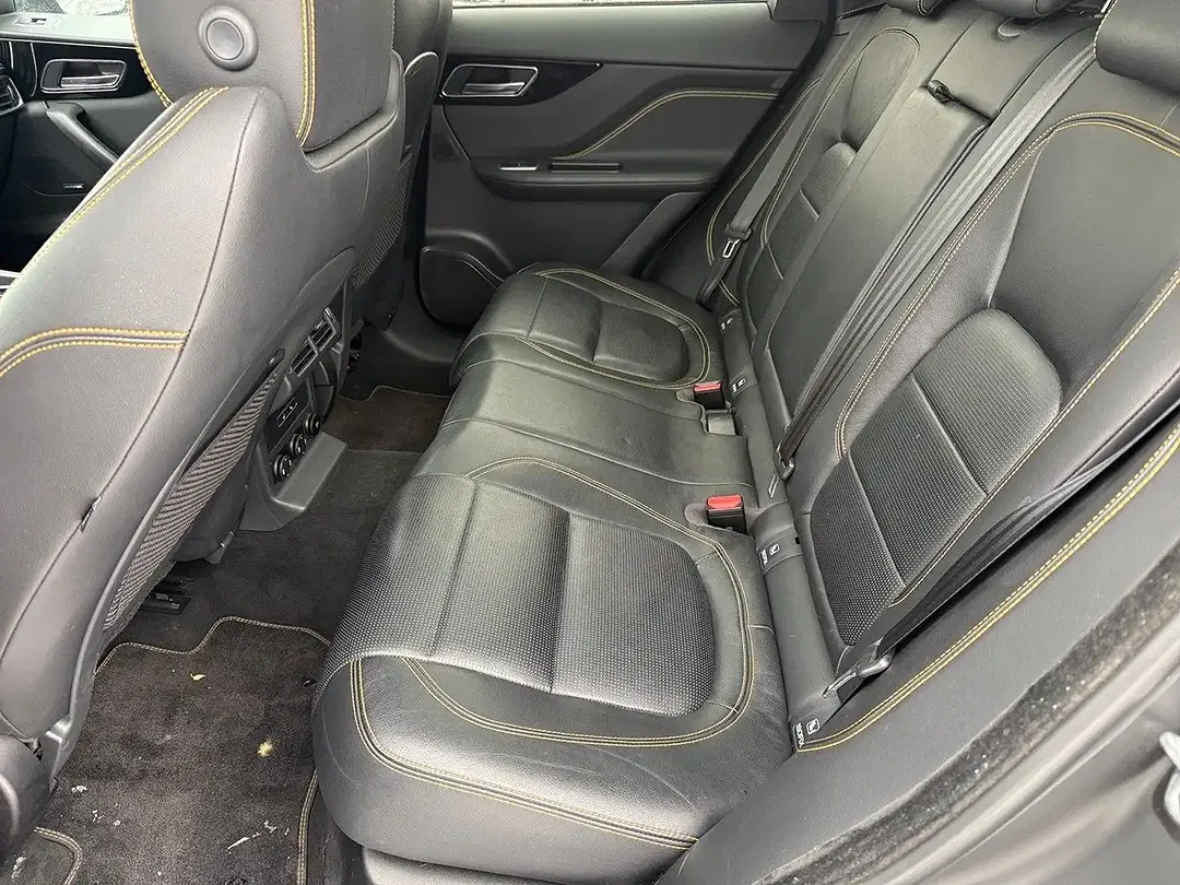 Jaguar F-Pace 4x4 300 Sport R - Thumbnail 13