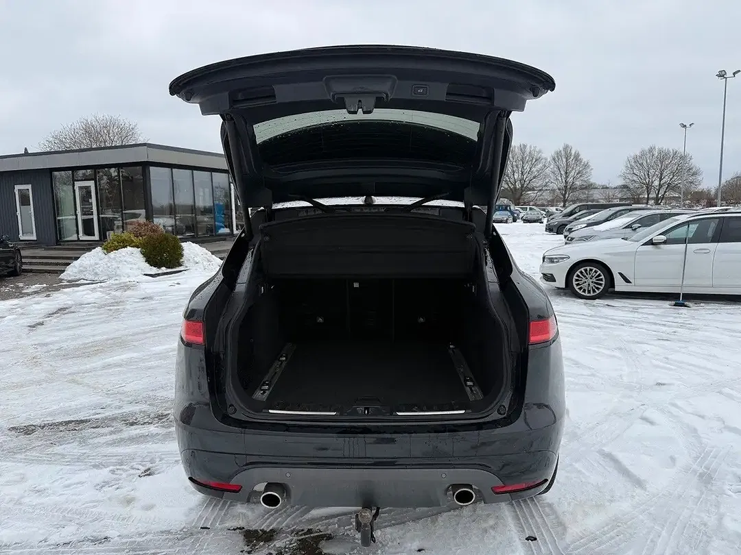 Jaguar F-Pace 4x4 300 Sport R - foto 15