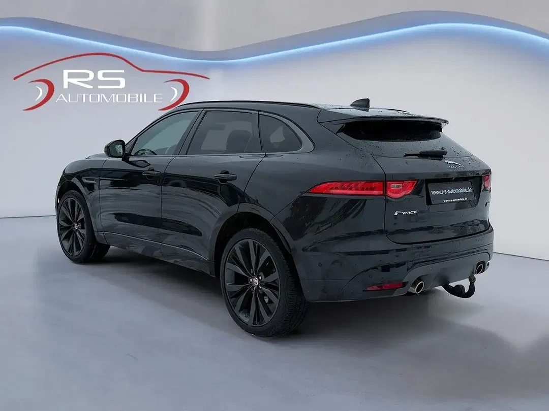 Jaguar F-Pace 4x4 300 Sport R - Thumbnail 3