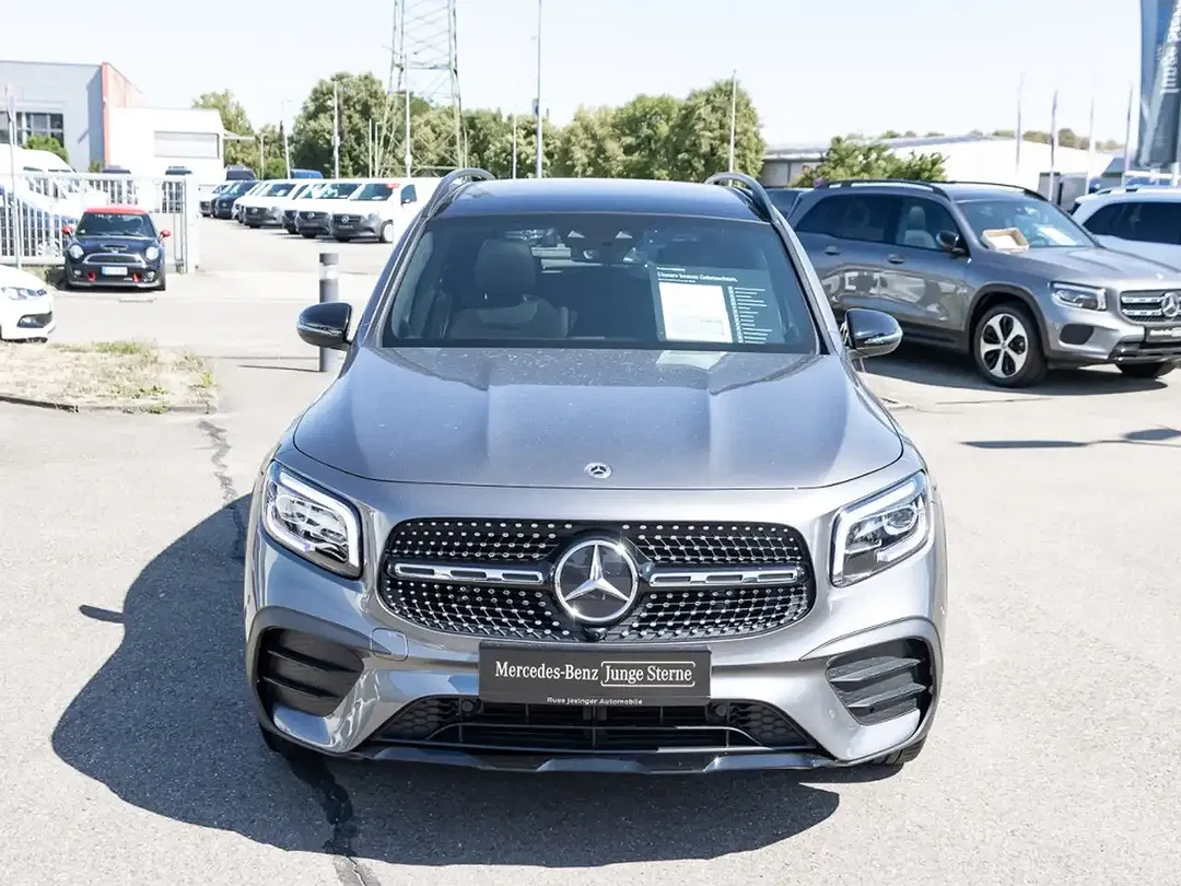 Mercedes-Benz GLB 200 AMG Line - Thumbnail 9