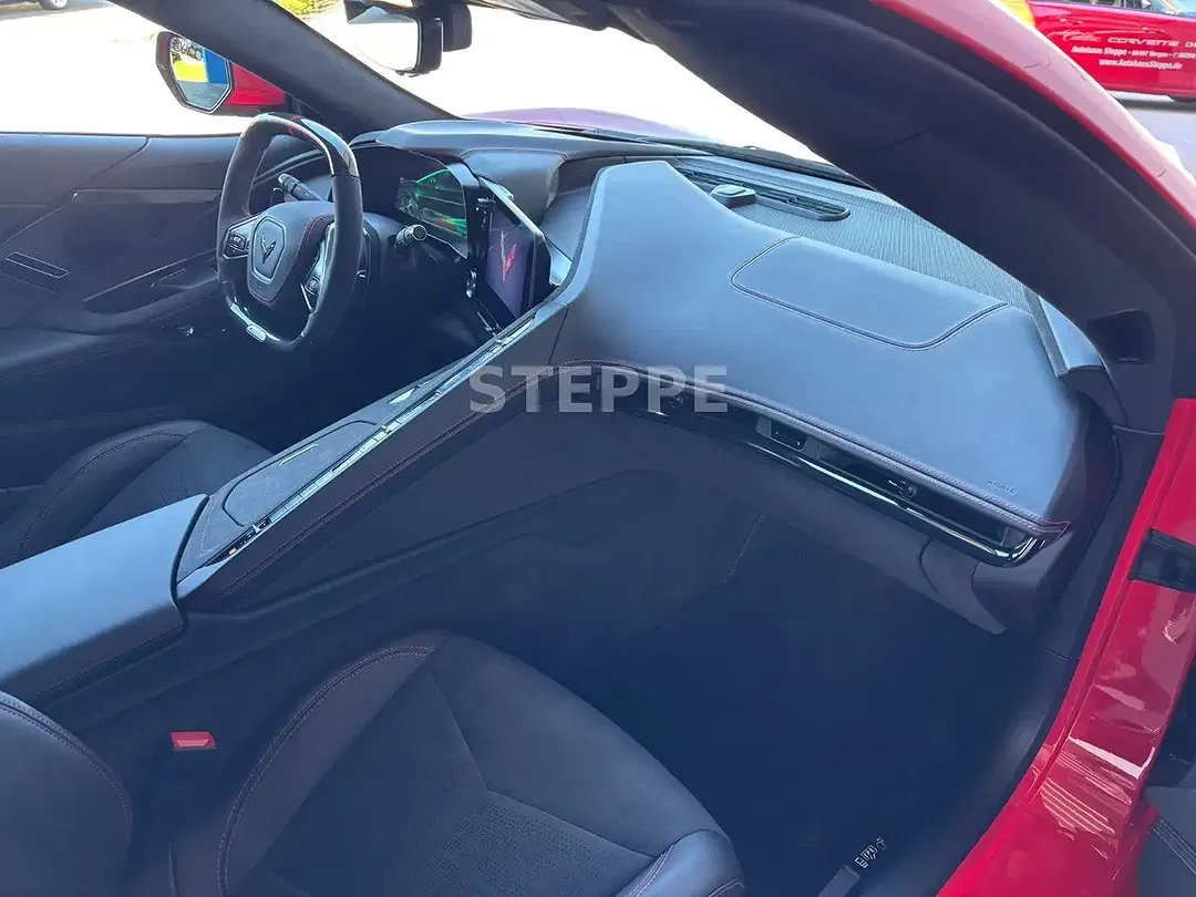 Corvette C8 E-Ray 3LZ Coupe - Thumbnail 8