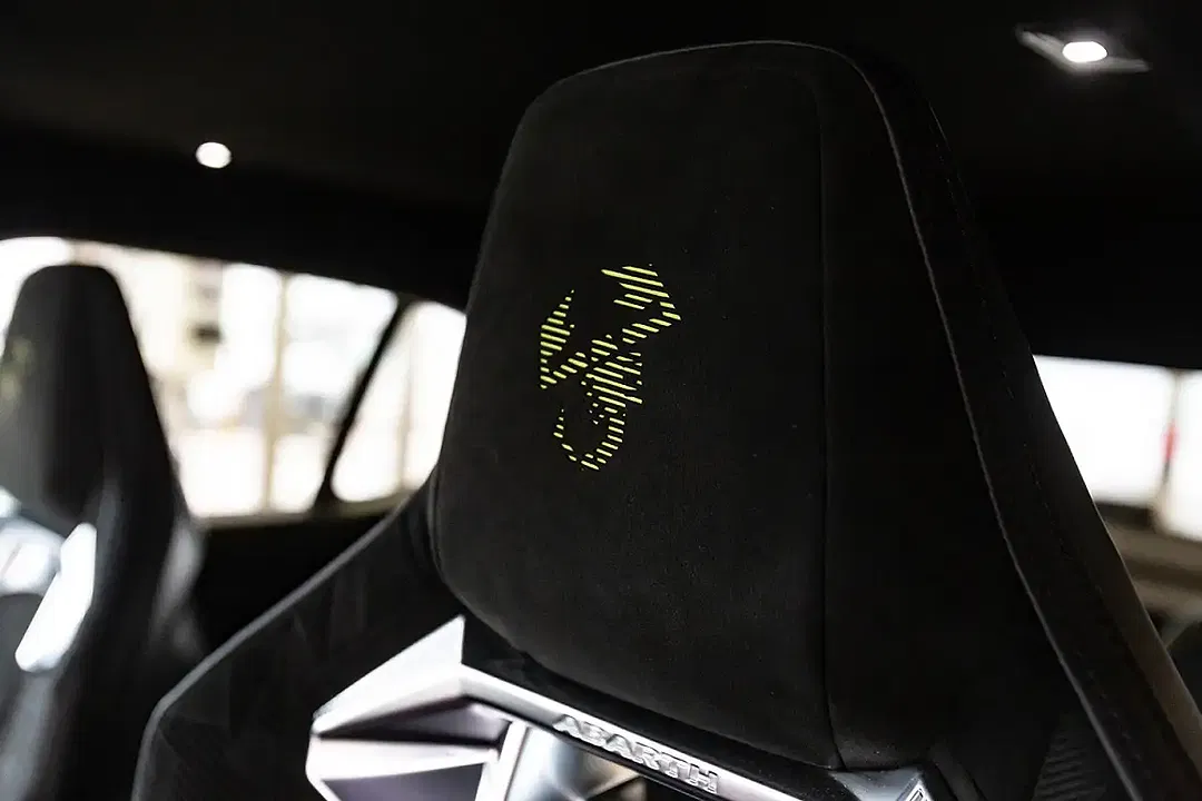 Abarth 600e Turismo - Thumbnail 12