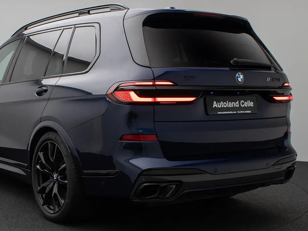 BMW X7 M - Thumbnail 8