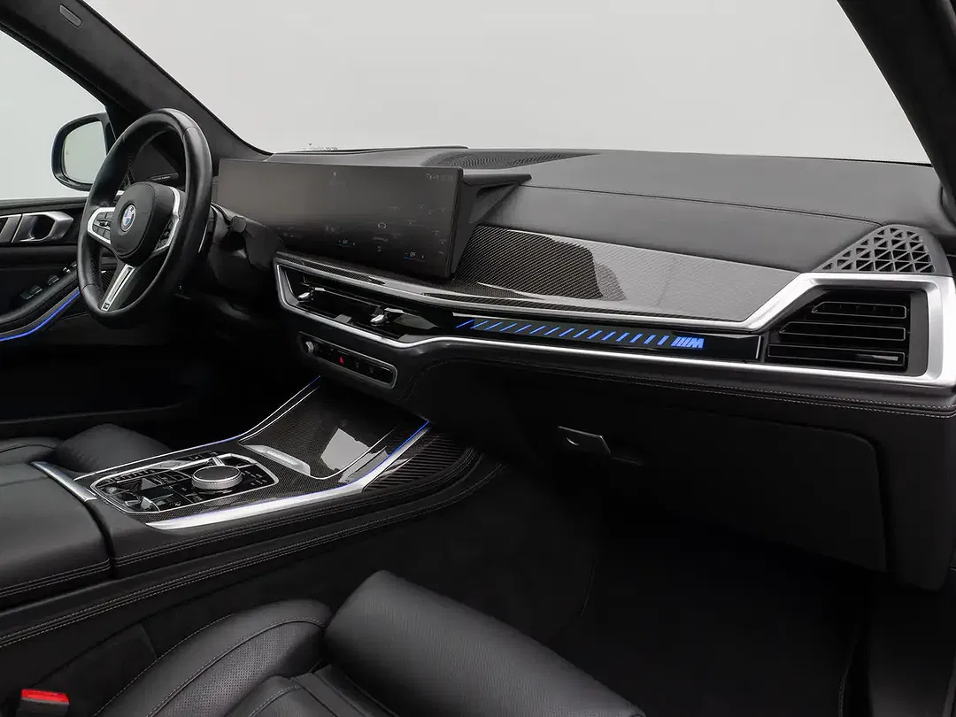 BMW X7 M - Thumbnail 12