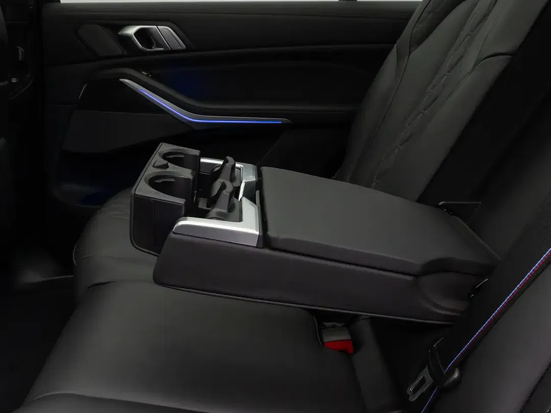 BMW X7 M - Thumbnail 14