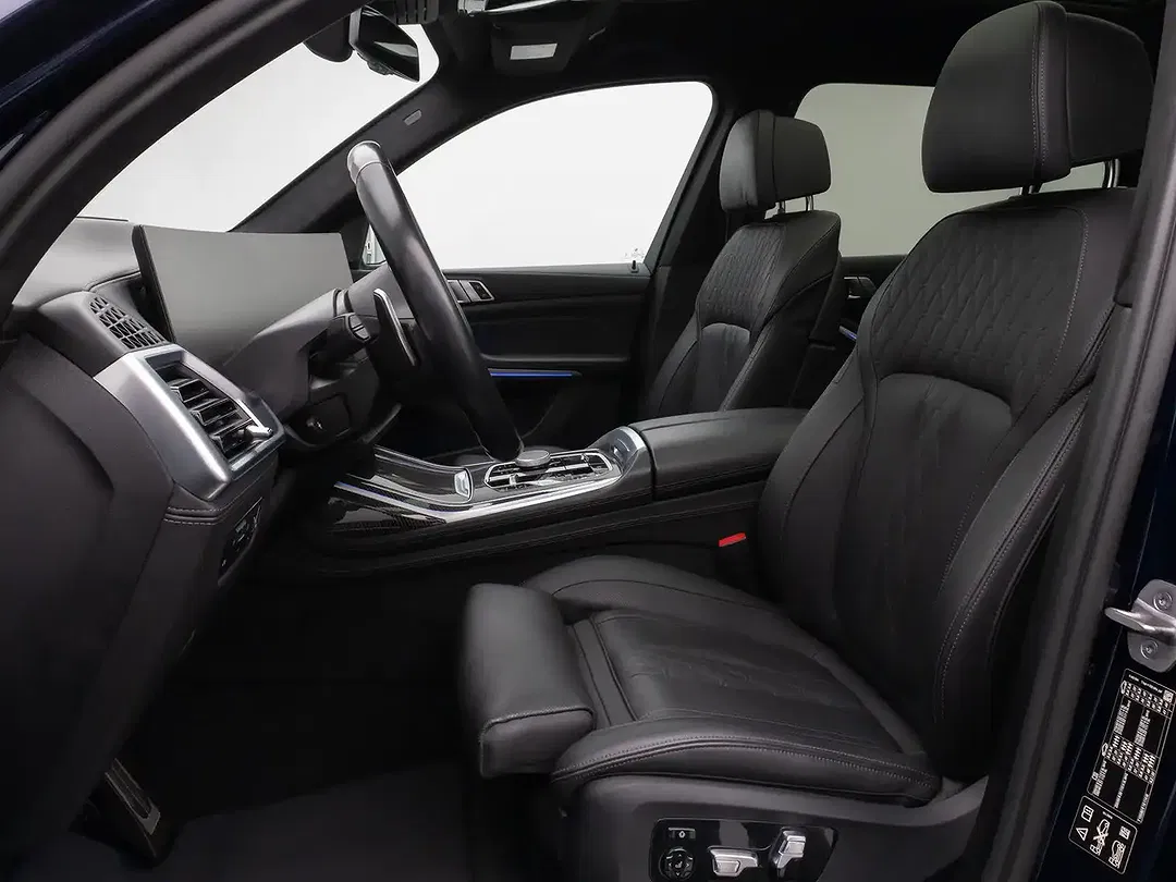 BMW X7 M - Thumbnail 19