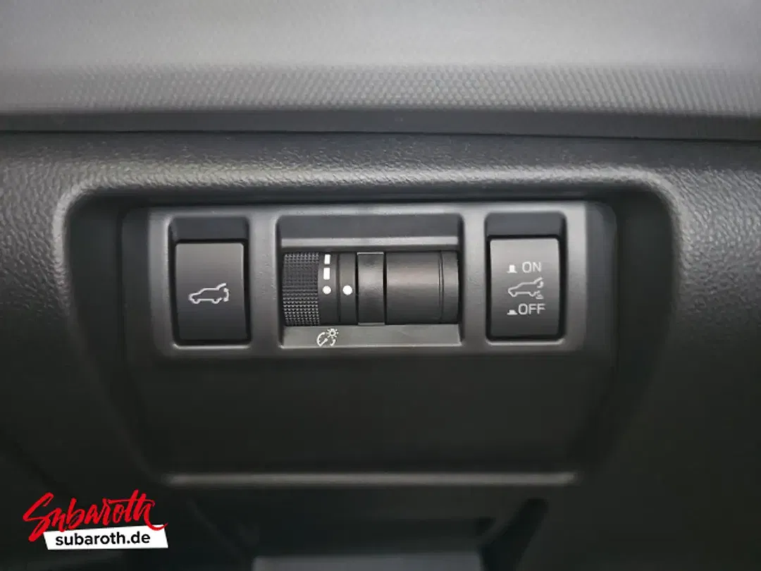 Subaru Forester 2.0 MHEV Exclusive Cross - Thumbnail 25