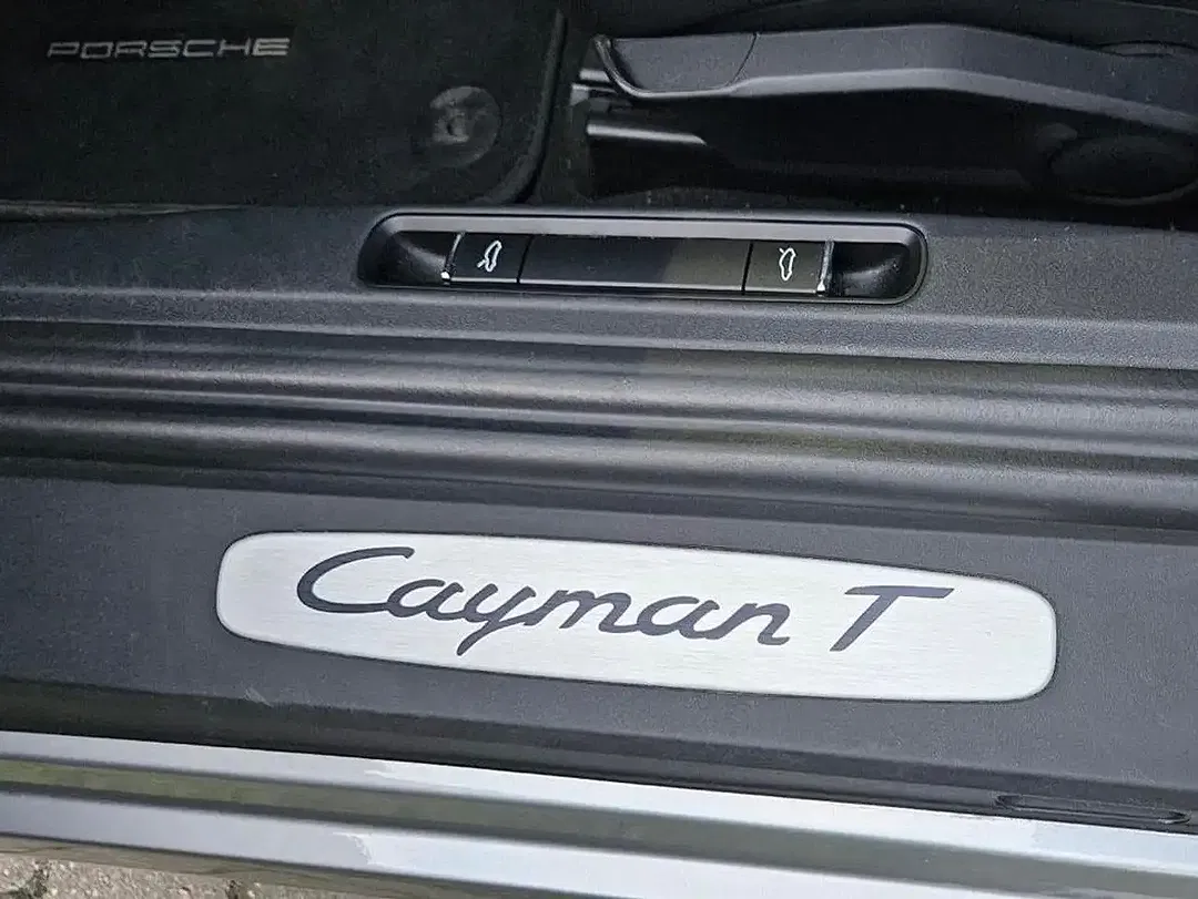 Porsche Cayman Sport Chrono PASM - Thumbnail 13