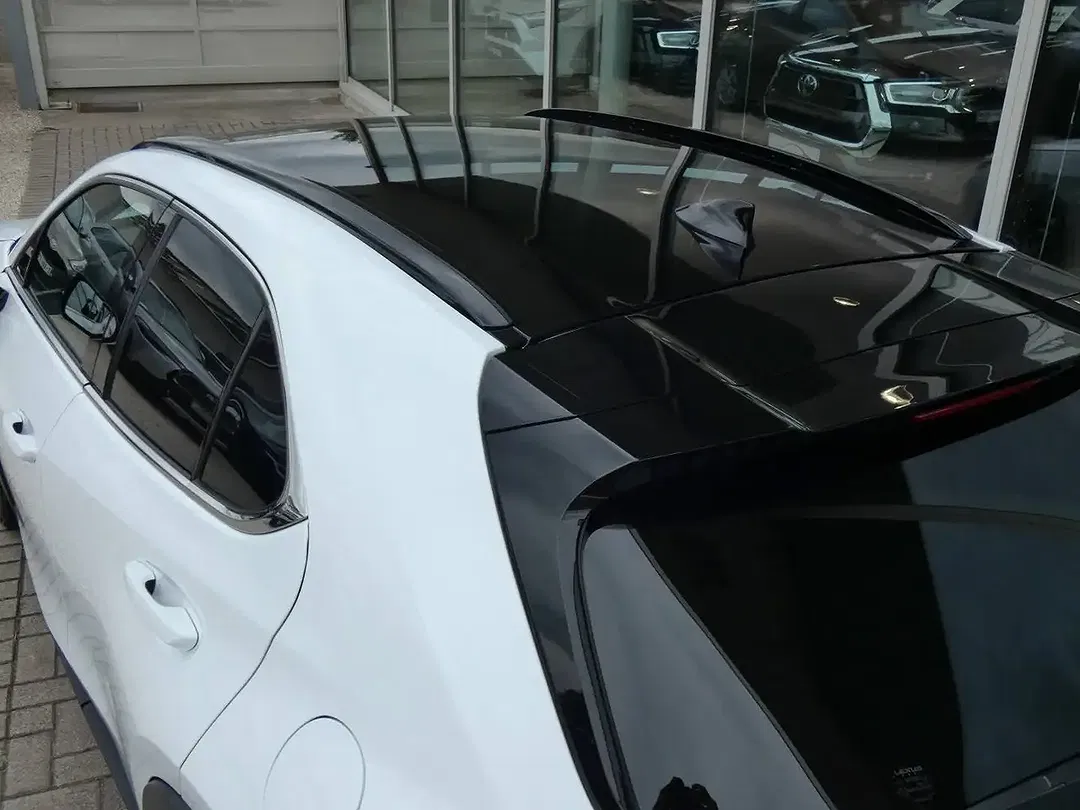 Lexus UX 250h Hybrid F SPORT Design - Thumbnail 10