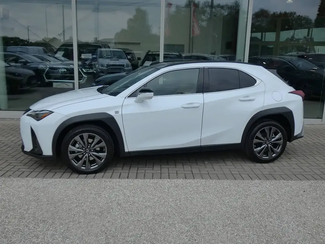 Lexus UX 250h Hybrid F SPORT Design - Thumbnail 8