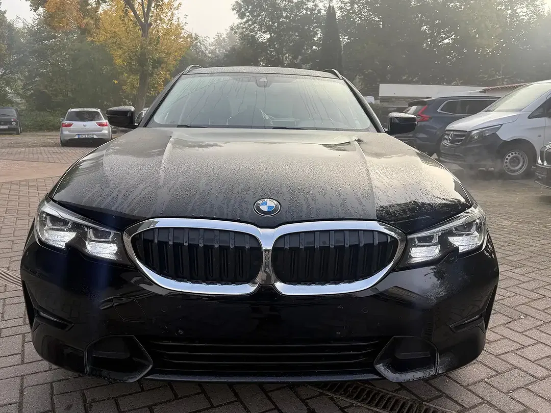 BMW 330 AUT M Sport Line Life - Thumbnail 2