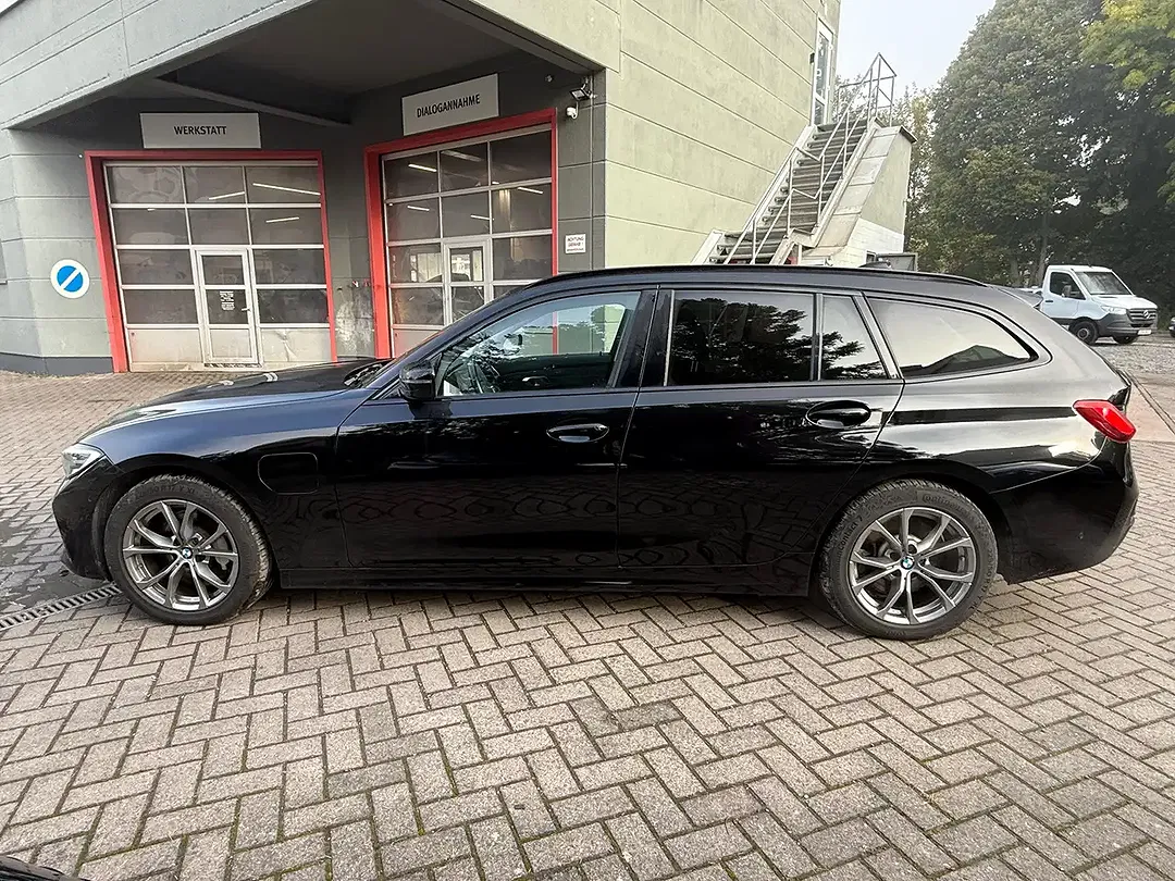 BMW 330 AUT M Sport Line Life - Thumbnail 4