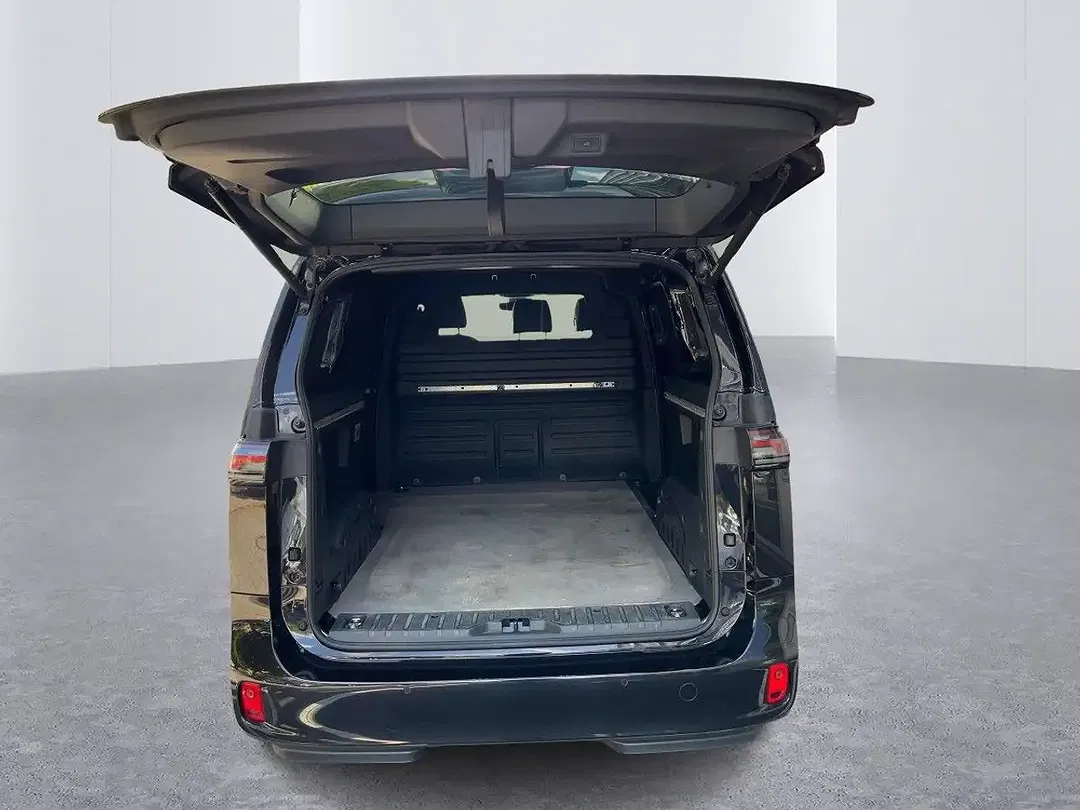 Volkswagen ID. Buzz Cargo Cargo - Thumbnail 4