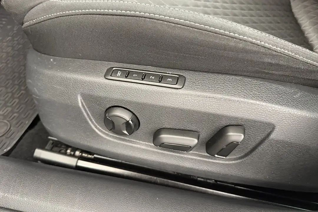 Skoda Superb Combi - Thumbnail 35