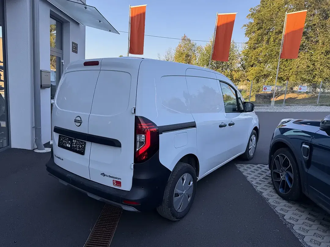 Nissan Townstar 44kWh L1 - Thumbnail 3