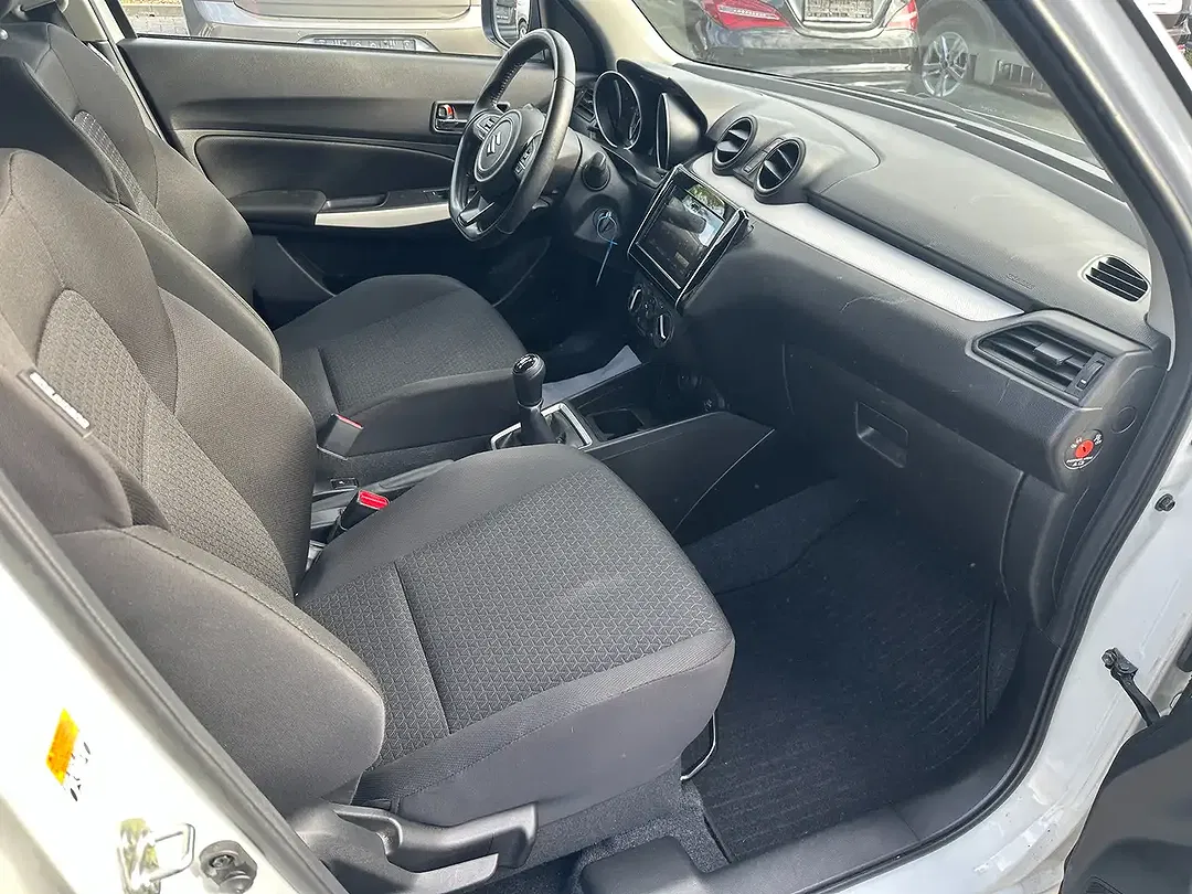 Suzuki Swift 1.2 - Thumbnail 9
