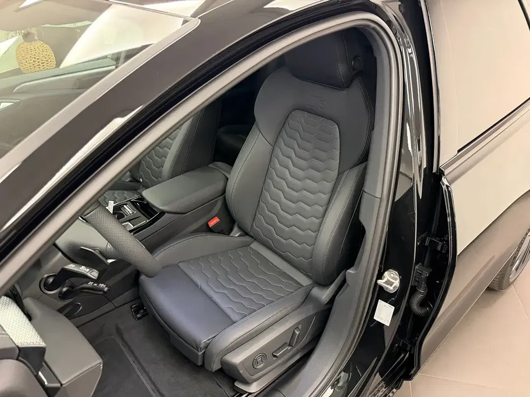 Audi A6 e-tron performance Avant S line - Thumbnail 2