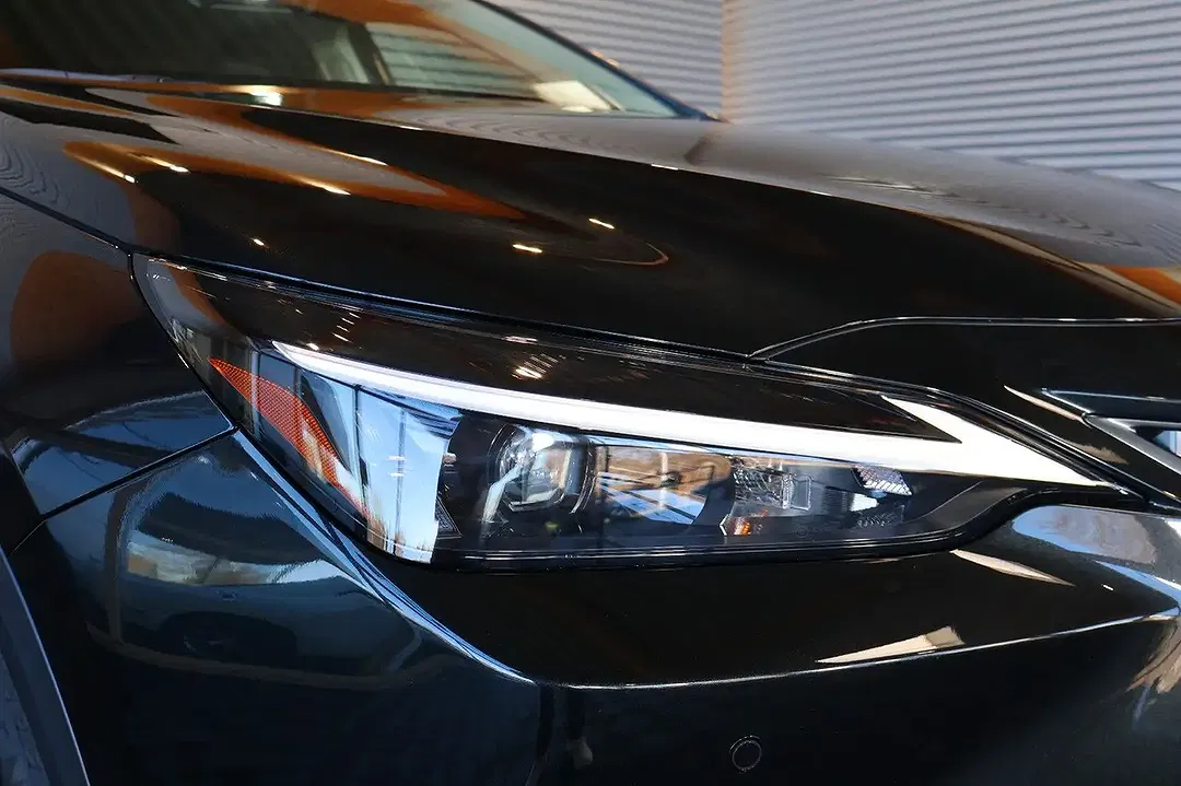 Lexus NX 350h Hybrid - Thumbnail 7