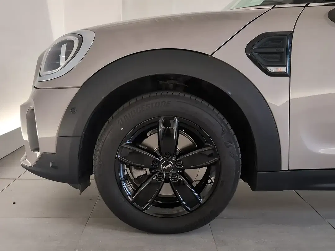 MINI Cooper Countryman - Thumbnail 9