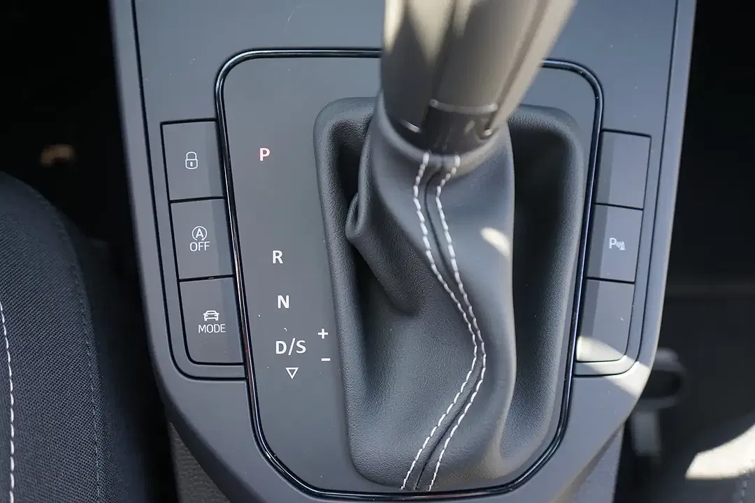 SEAT Ibiza 1.0 TSI DSG FR - Thumbnail 12