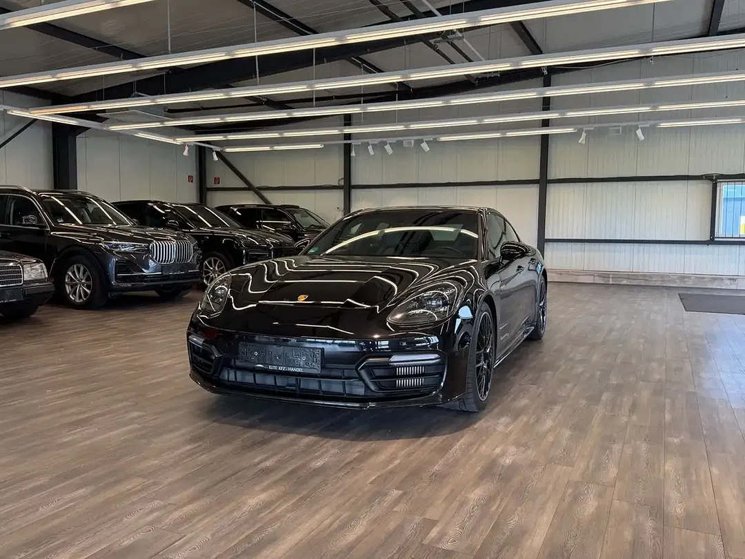 Porsche Panamera 4 - foto 2